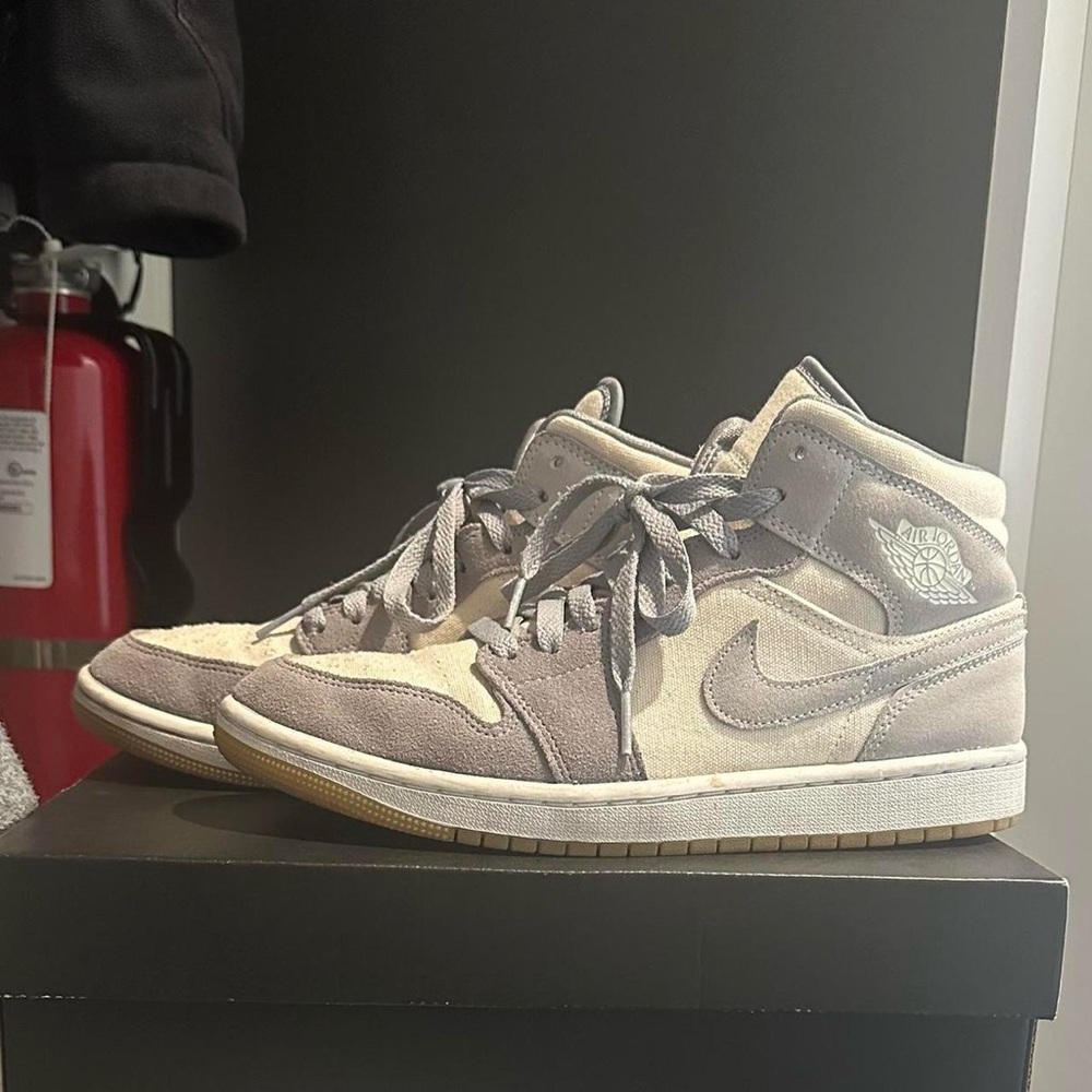 Nike Air Jordan Women's Gray and Cream Sneakers